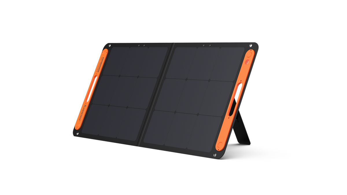 Jackery Explorer 500 V2 + Jackery 100W SolarSaga zonnepaneel