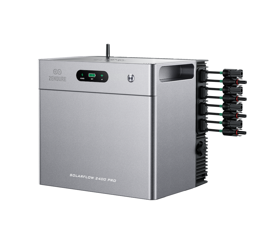 Zendure SolarFlow 2400 Pro, front right view